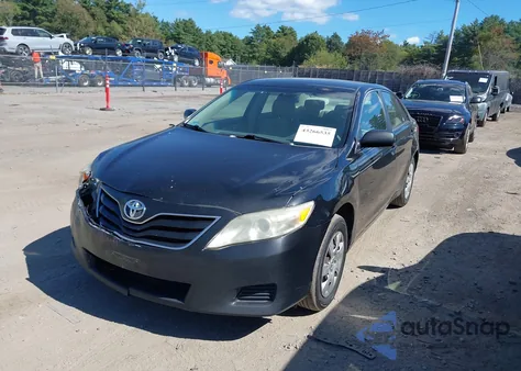 2010 Toyota Camry z USA, uszkodzony, nr VIN 4T4BF3EK8AR024898